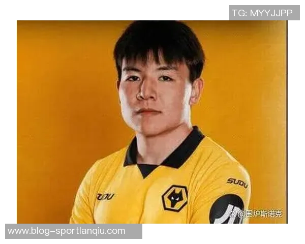 徐彬留洋首秀表现失误第90分钟犯规吃黄牌引发热议 徐彬留洋首秀表现失误第90分钟犯规吃黄牌引发热议