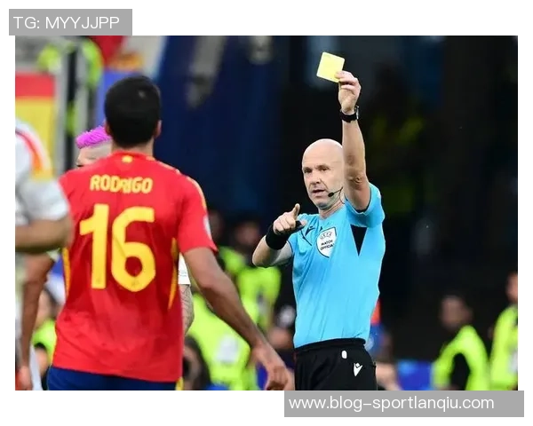 巴黎客战葡体裁判组确认英格兰裁判安东尼泰勒执法比赛全程